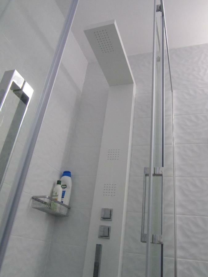Los Cristianos Studio, Modern, Spacious, Pool,Wifi Arona  Buitenkant foto